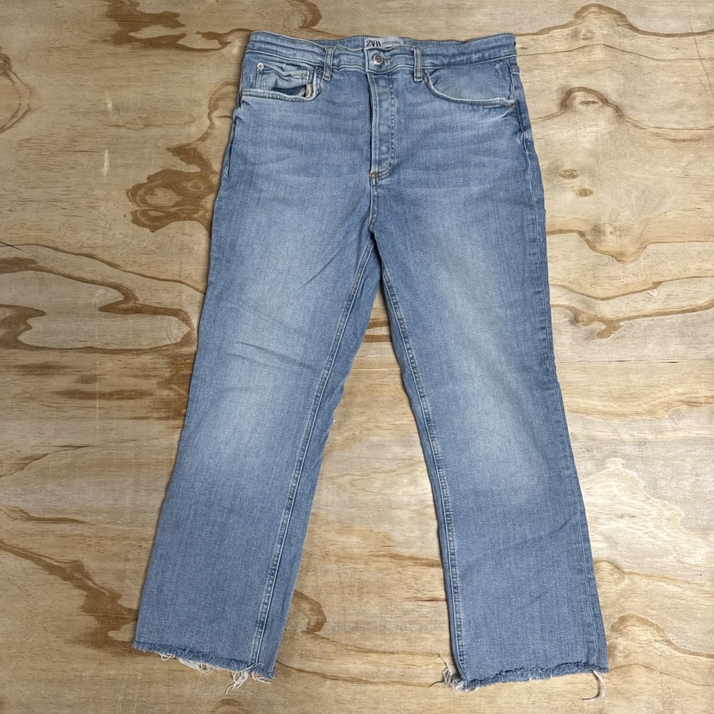 Zara Women's Light‎ Wash Denim Jeans Size 12 Raw Hem Straight Leg Button Fly